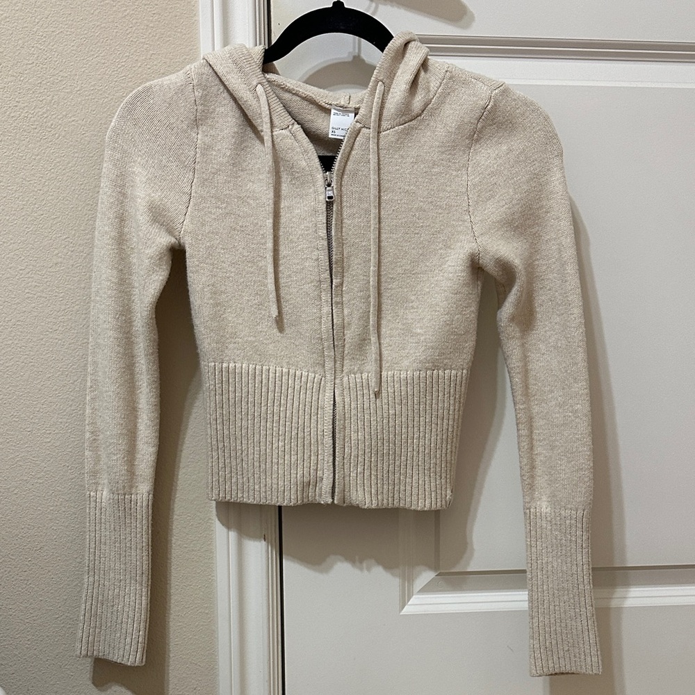 Beige fitted knit zip-up Jacket NWOT